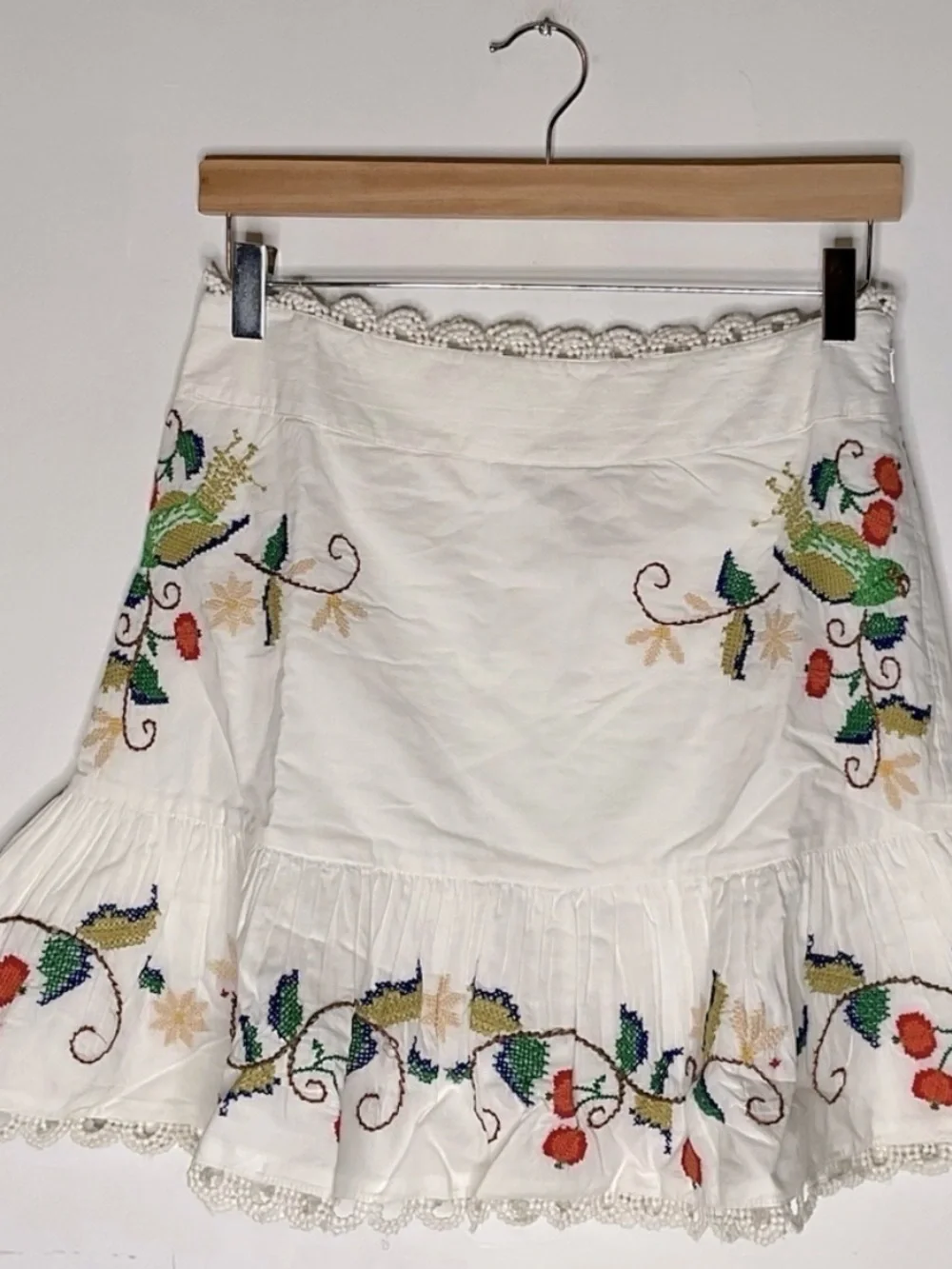 FARM Rio Embroidered Mini Skirt - Picture 2 of 9